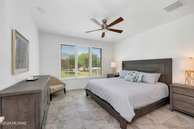 Building Photo - 39589 S Summerwood Dr
