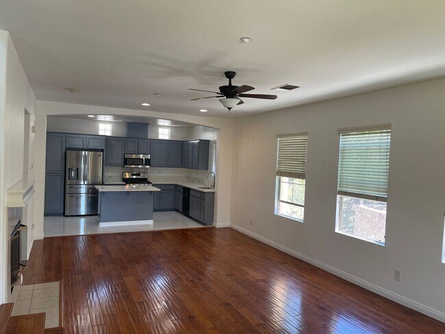 Building Photo - 2207 Huntington Point Rd