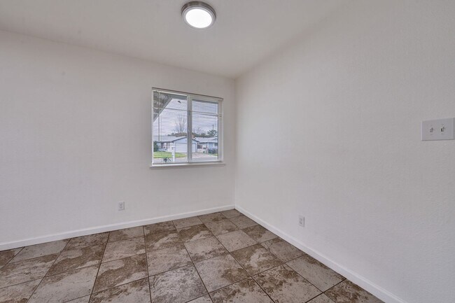 Building Photo - 2590 Cheryl Way