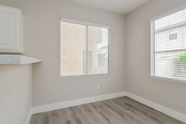 Building Photo - 6556 La Placita Ave