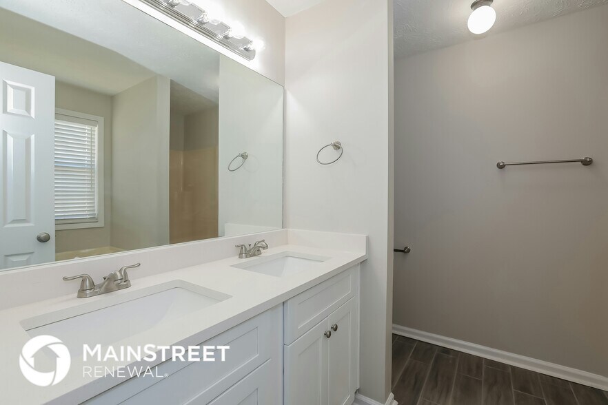 Building Photo - 2087 Green Gate Pl