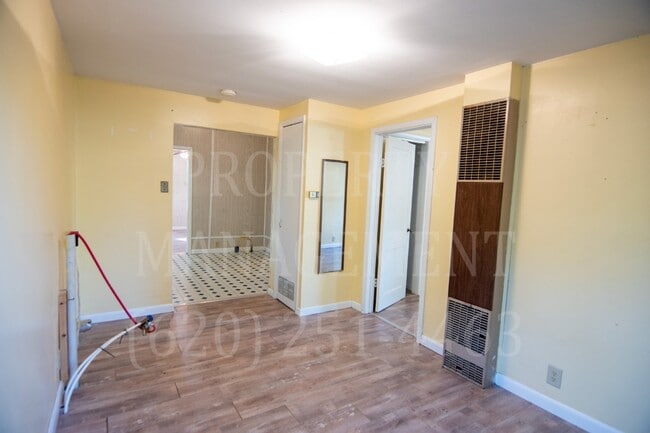 Building Photo - 1 Bedroom Rental in Cherryvale, KS
