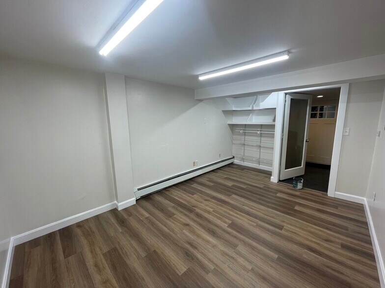 Building Photo - 8 Rustlewood Dr