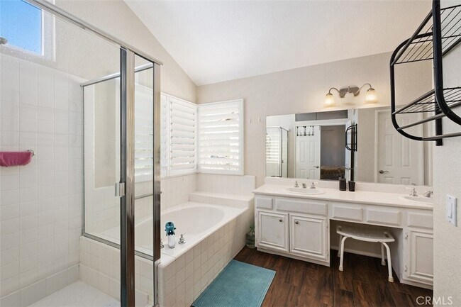 Building Photo - 20891 Porter Ranch Rd