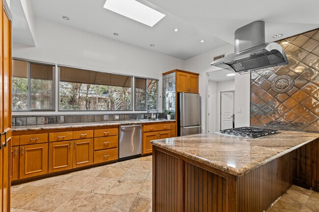 Building Photo - 12510 W Sunset Blvd