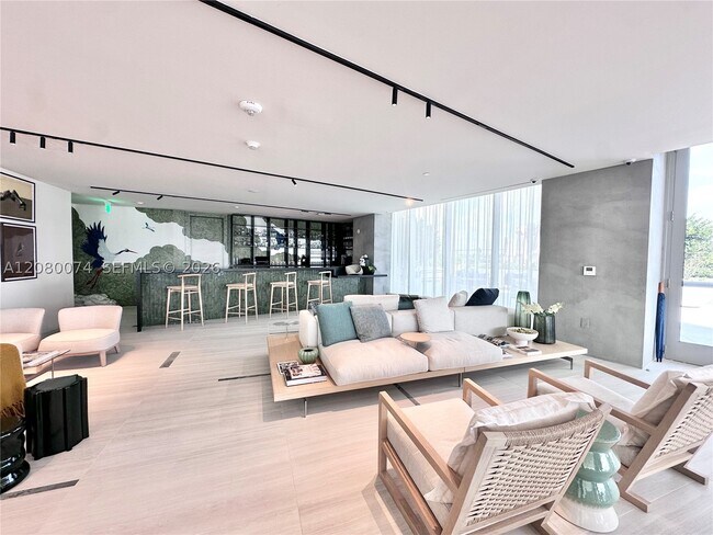 Building Photo - 1400 Biscayne Blvd