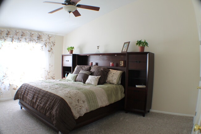 Primary Photo - 349 Bluestone Ct