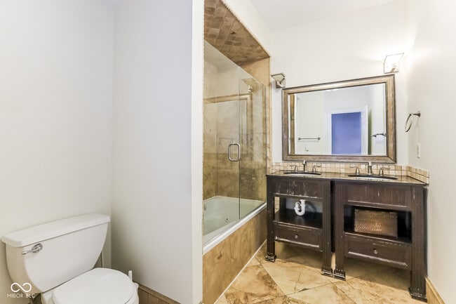 Building Photo - 1026 N New Jersey St