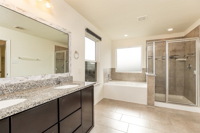 Building Photo - 15623 Hanover Breeze Ln