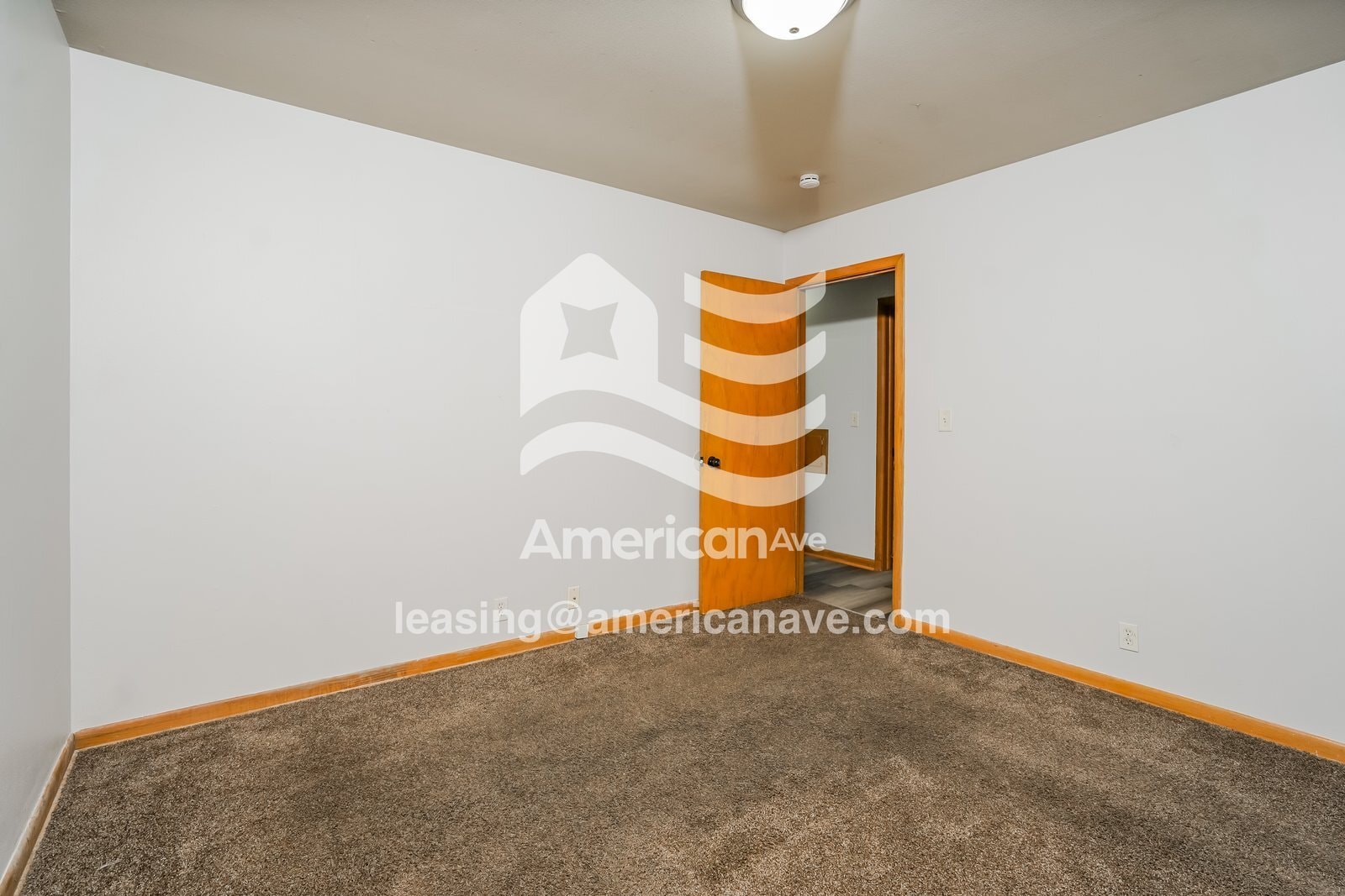 Building Photo - 7506 W Glendale Ave