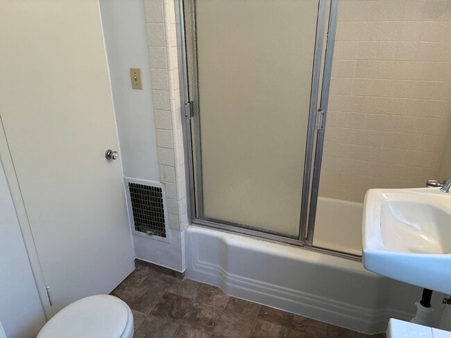 Building Photo - 1387 Eagle Vista Dr