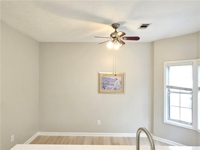 Building Photo - 3351 Governors Ct