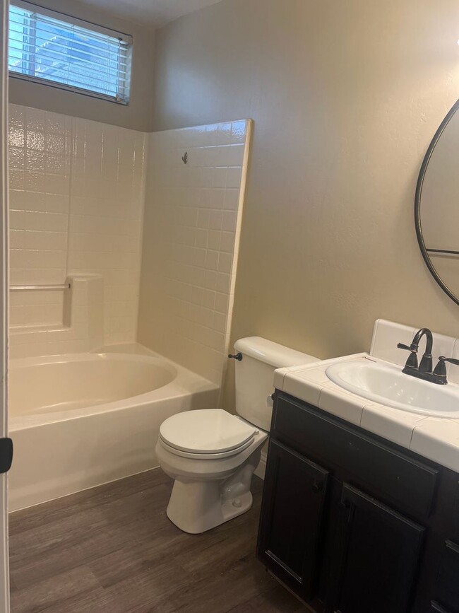 Building Photo - 10503 Victoria Falls Ave