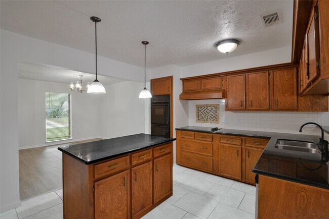 Building Photo - 3206 Cascade Creek Dr