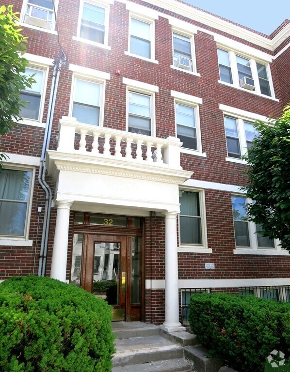 Building Photo - 32 Ransom Rd