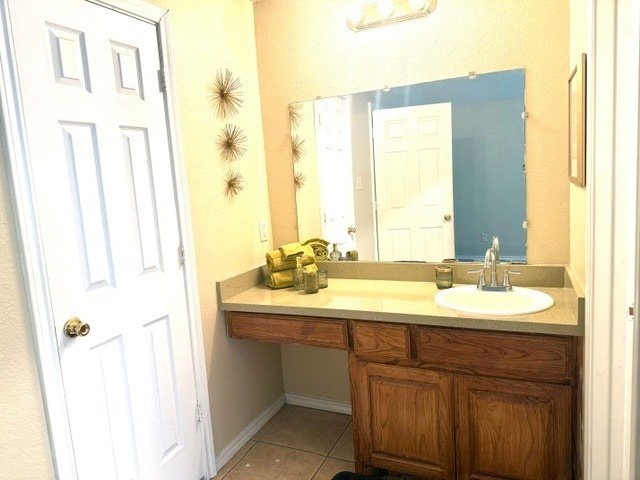 Building Photo - Eagle Mountain ISD ! 3/2/2 Cute and well-maintained 3-bedroom, 2-bath home featuring an open-conc...