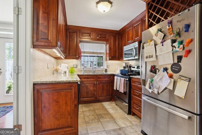 Building Photo - 73 La Rue Pl NW