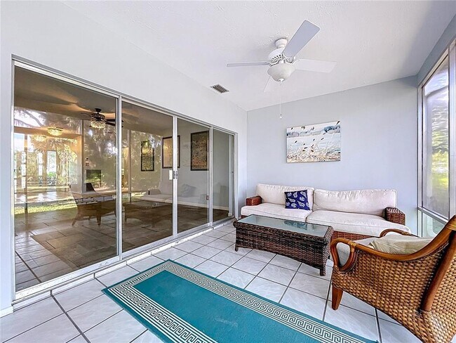 Building Photo - 1601 Riverhills Dr