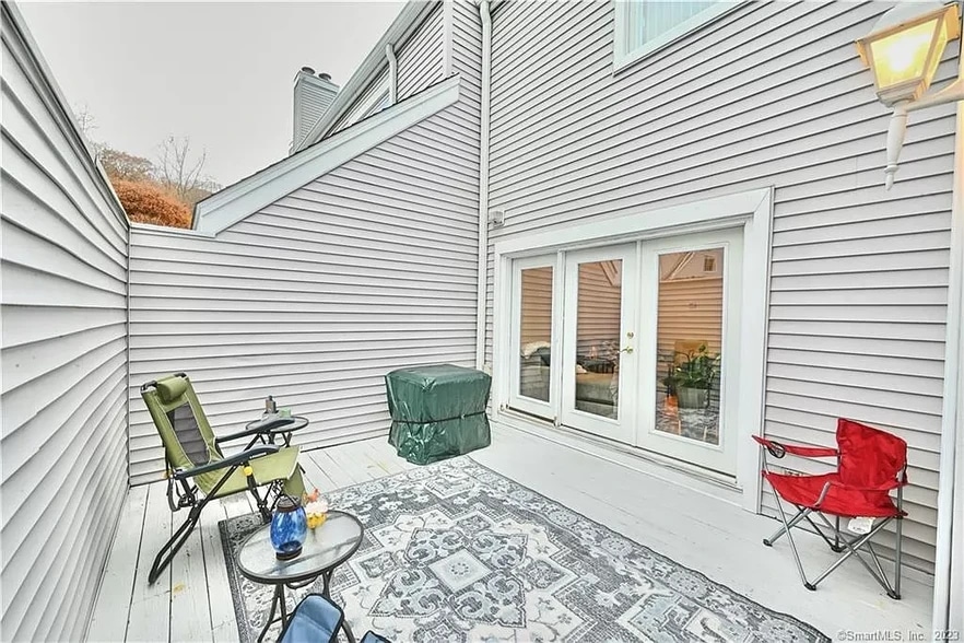 Patio - 95 Country Pl