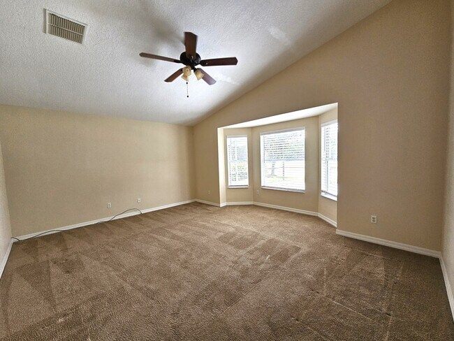 Building Photo - 2813 Harwood Ct
