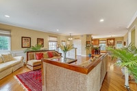 Building Photo - 18 Mariners Bend