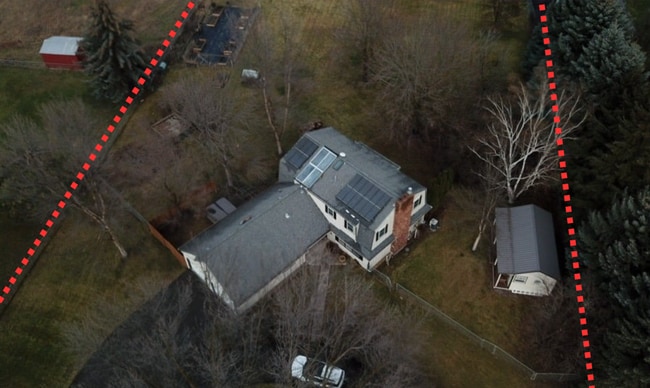 Primary Photo - Spacious 4BR, 2.5BA home on 1.3 acres in Orchard Homes