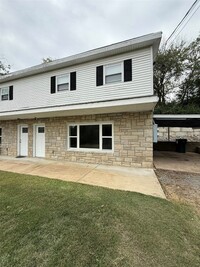 Building Photo - 2632 Hillsboro Valley Park Rd