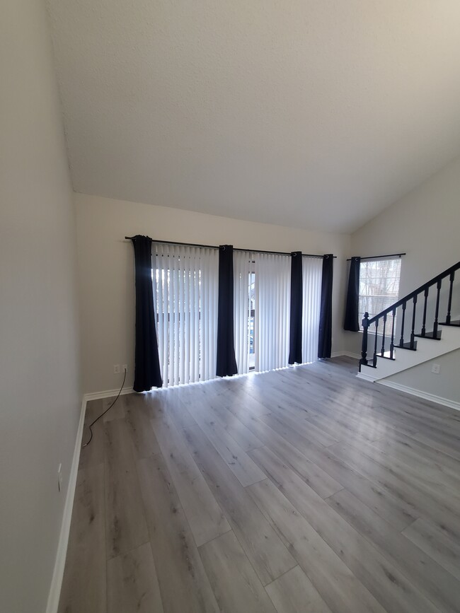 Building Photo - 12900 Walden Rd