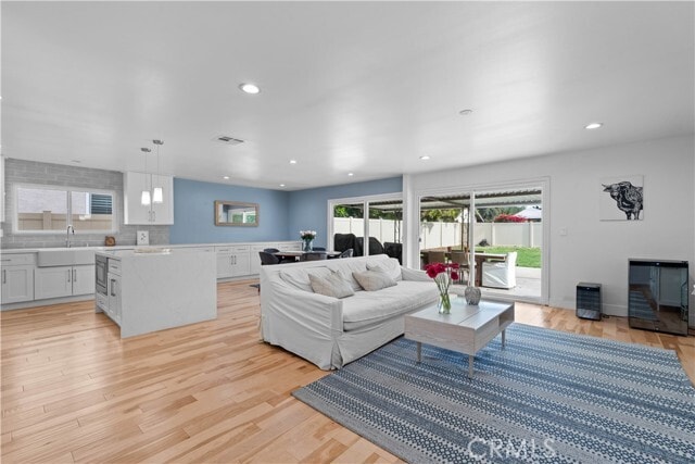 Building Photo - 914 Kirkwood Ave