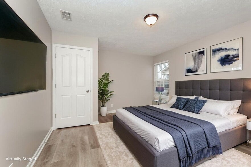 Building Photo - 1514 Killarney Dr