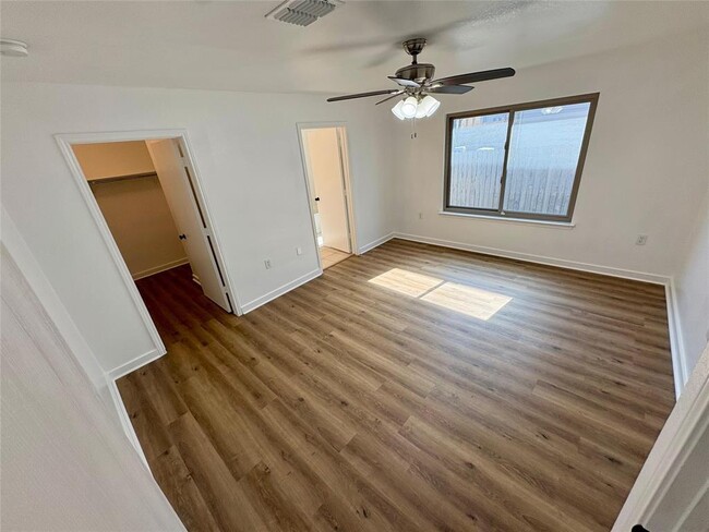 Building Photo - 8003 Bannock Ln