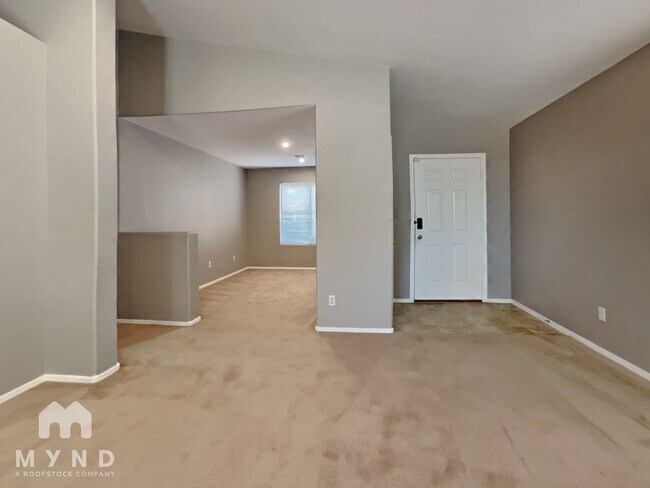 Building Photo - 15012 W Watson Ln