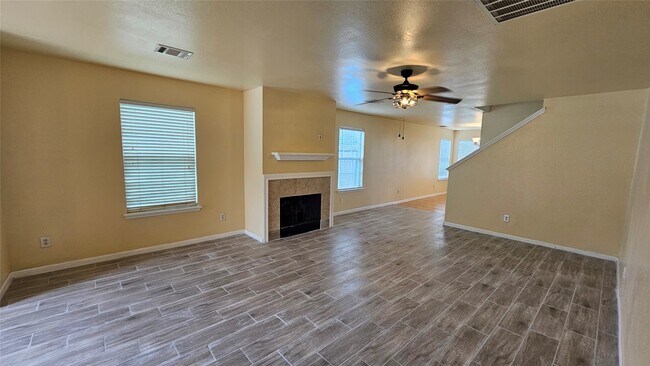 Building Photo - 22135 Greengate Dr