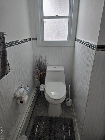 Building Photo - 18 Julian Pl