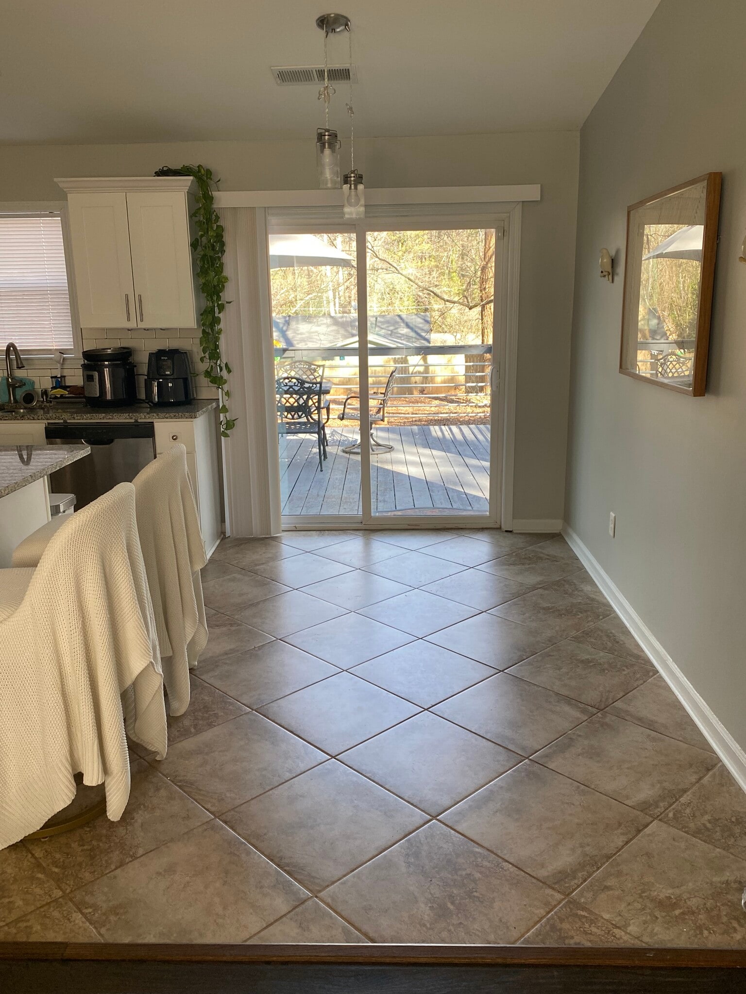 Building Photo - 1468 Meadowlark Dr