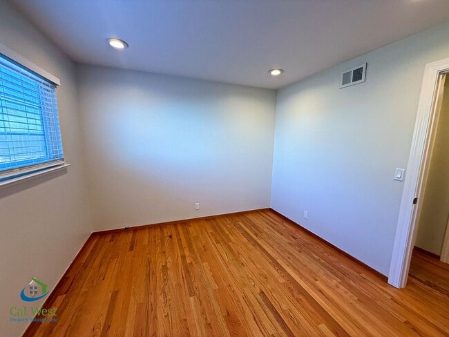 Building Photo - $5295 - 4 Bed/2 Bath Remodeled Home in Santa Clara