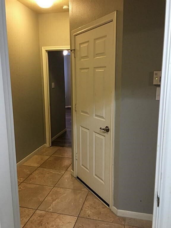 Building Photo - 24419 Lake Path Cir