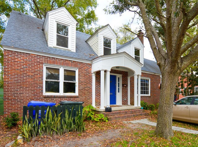 Primary Photo - 10 Riverdale Dr