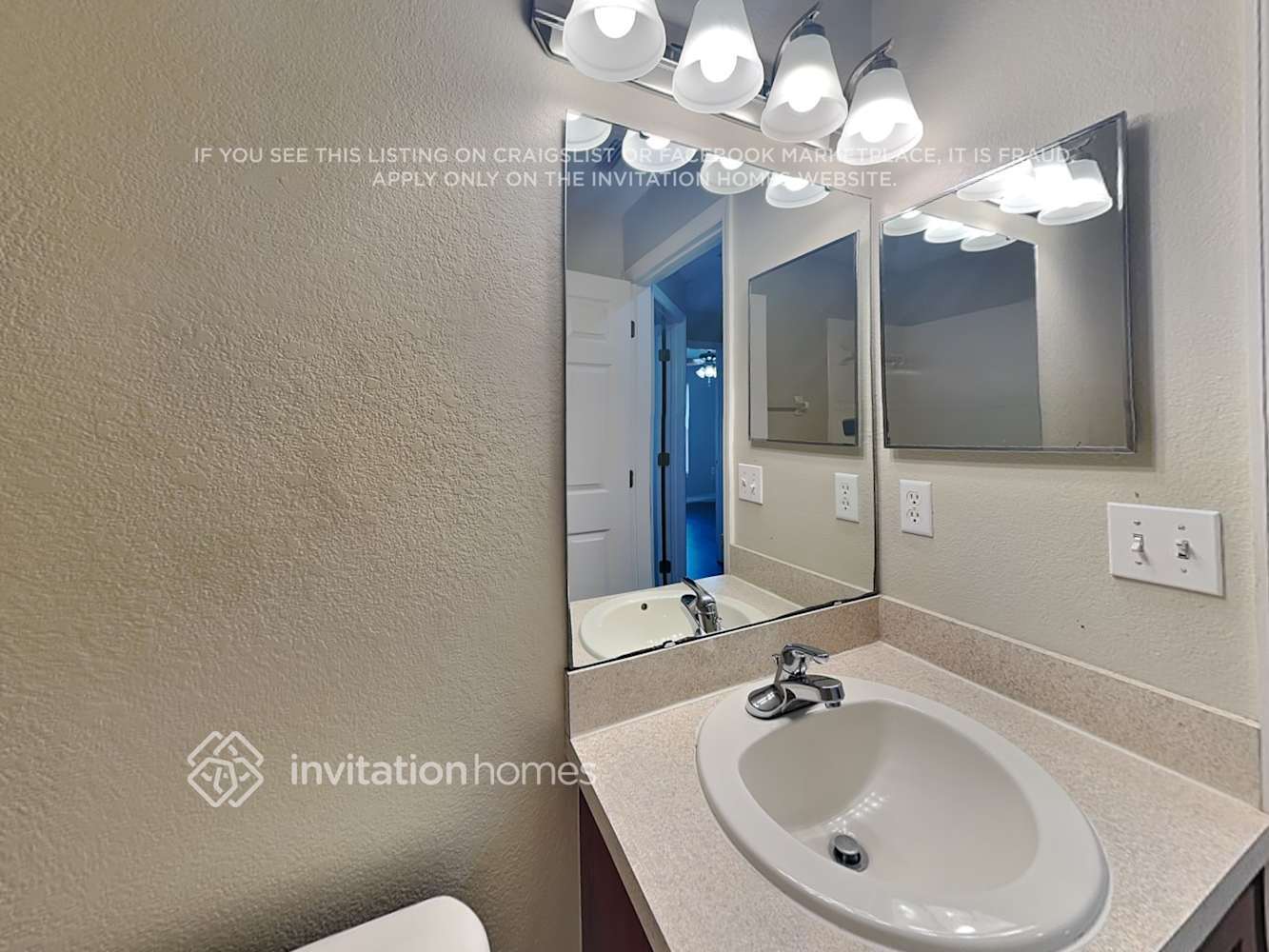 Building Photo - 1396 Merrimack Pl