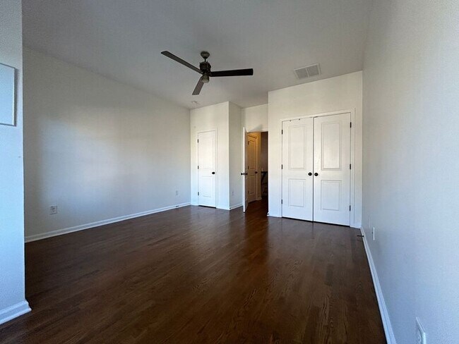 Building Photo - 951 Opelousas Way