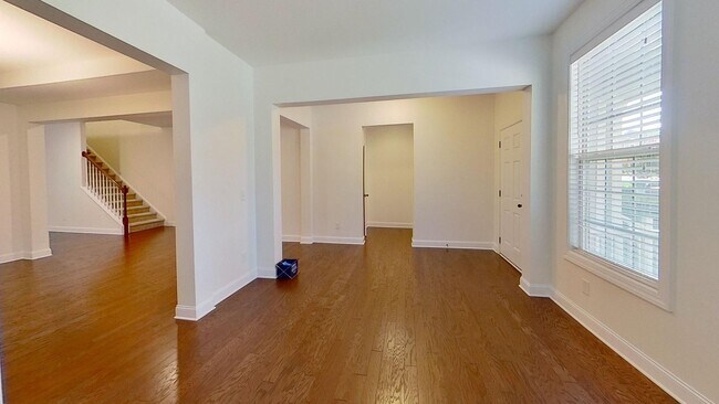 Building Photo - 109 Highland Mist Cir