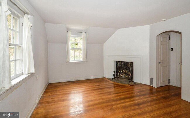 Building Photo - 1243 Bryn Tyddyn Dr