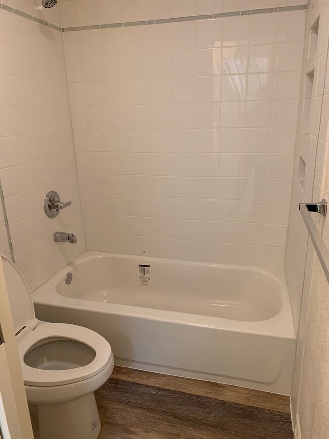 Building Photo - 1701 Elcadore Dr