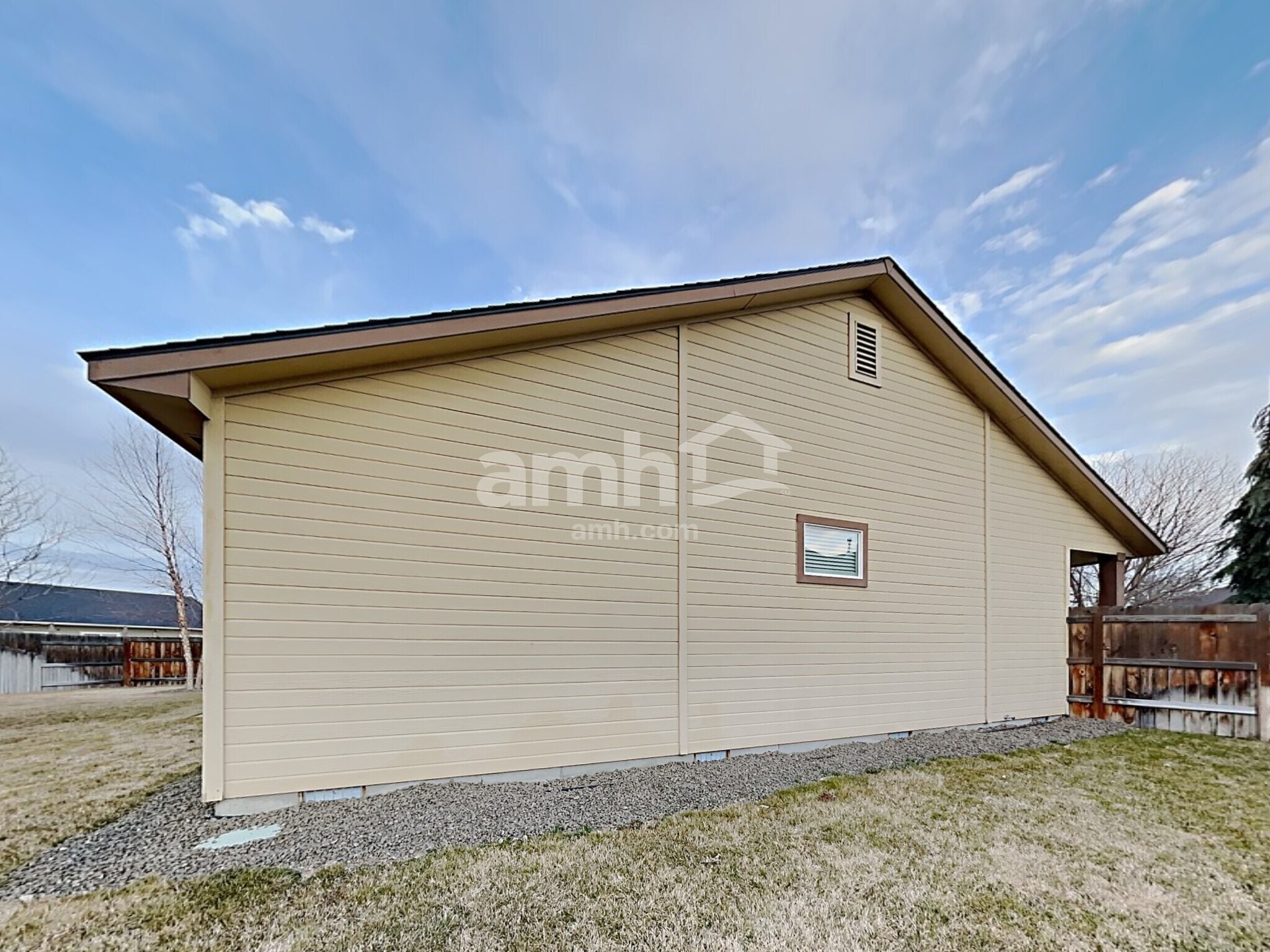 Building Photo - 2643 N Cinnamon Pl