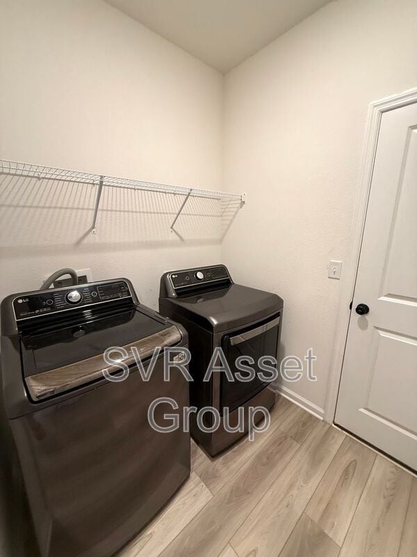 Building Photo - 13520 Brookwater Dr