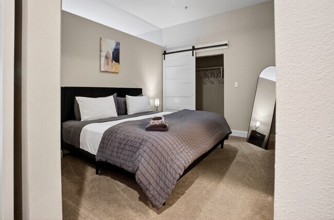 Building Photo - 110 N Boston Ave