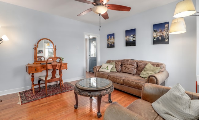 Building Photo - Stunning & Spacious 3 Bed/2 Bath Hampden Home - Fenced Backyard!