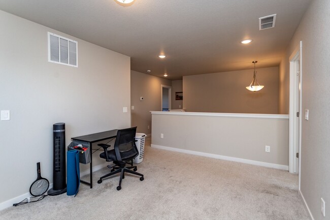 Building Photo - Charming 3-Bedroom Home in The Trails at A...