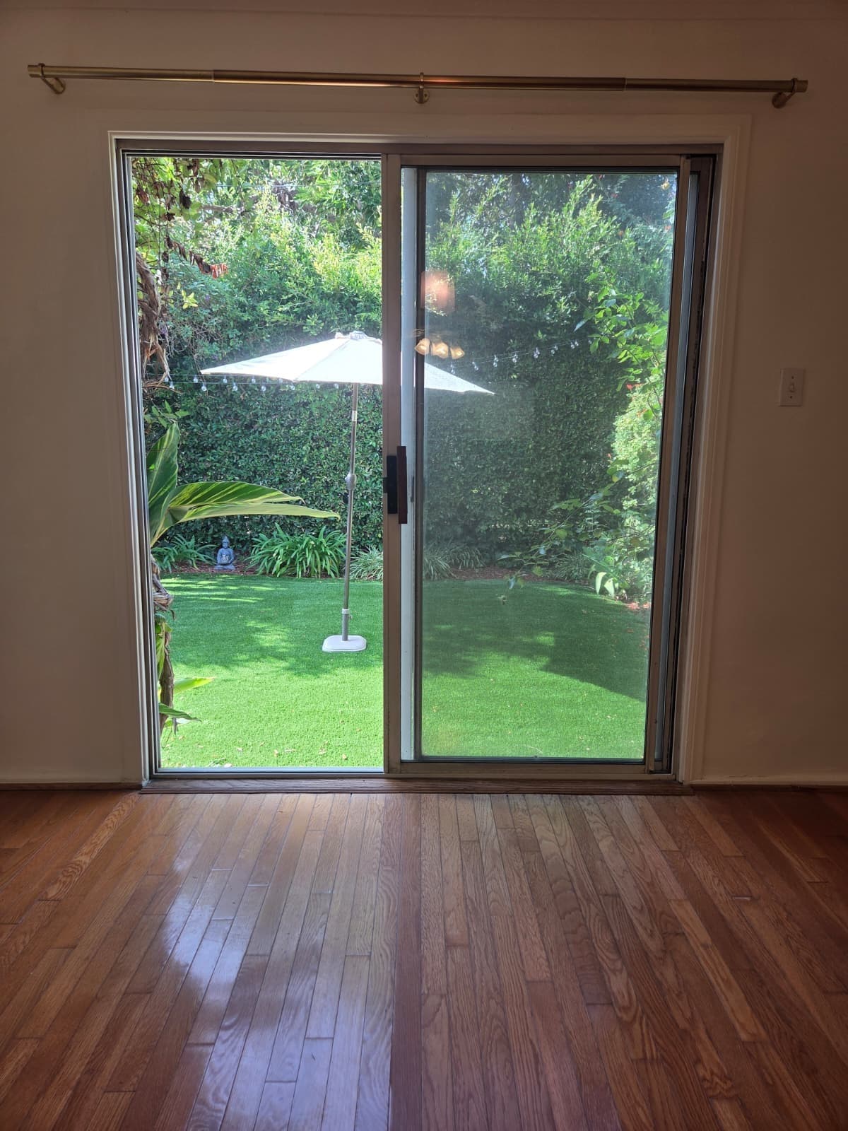 Master bedroom - 1009 Havenhurst Dr