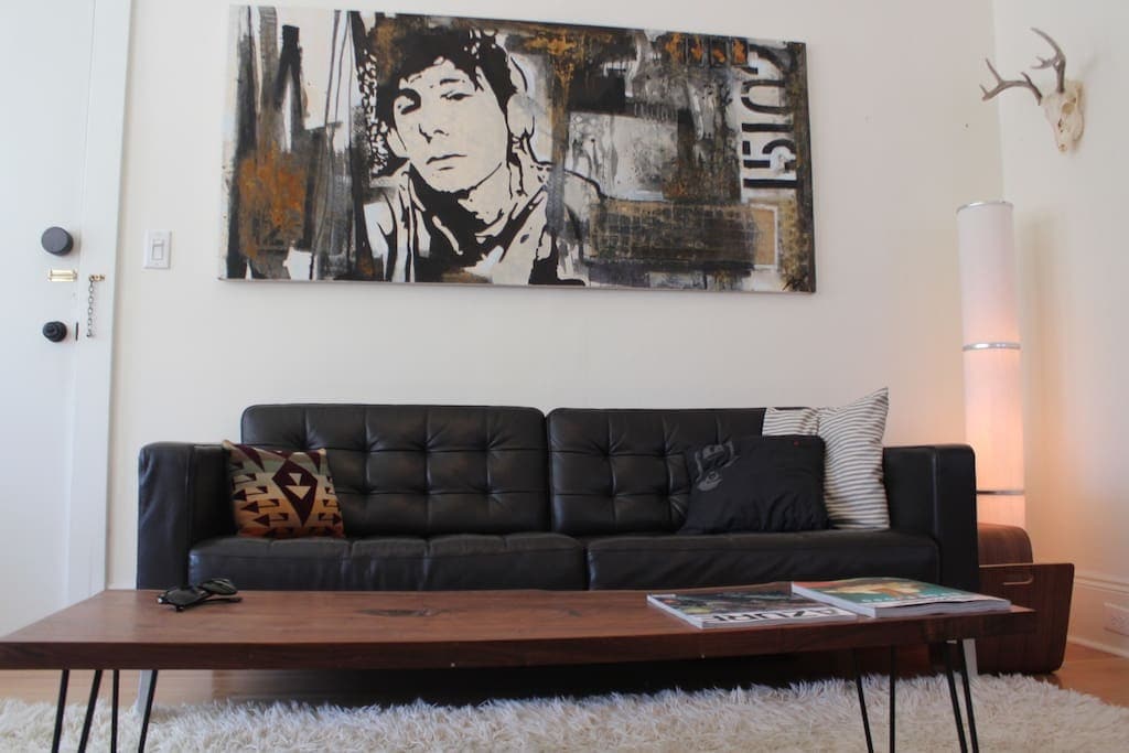 Building Photo - 1523 SE Ankeny St